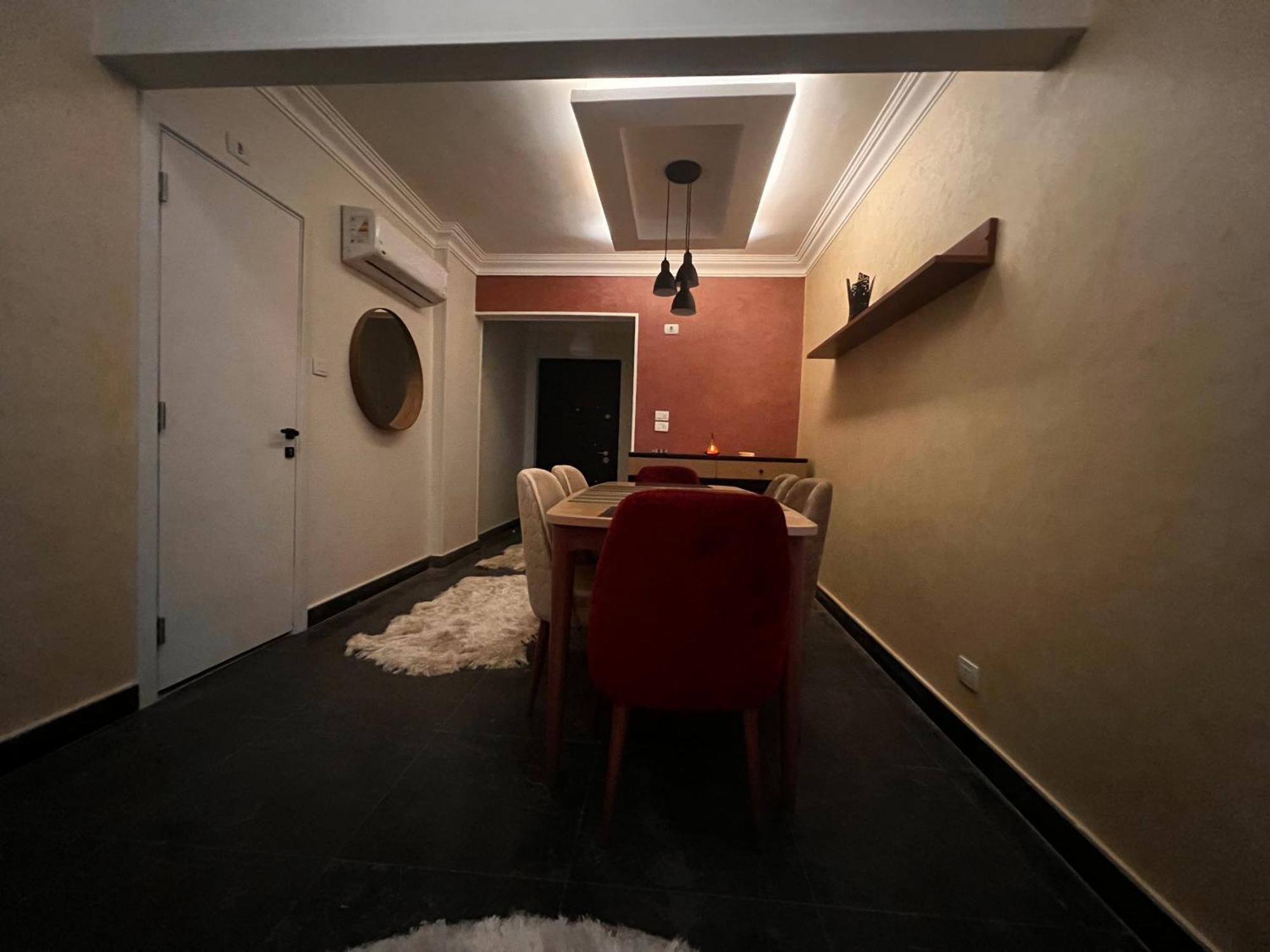 Chill Out, An Atmosphere Of Sophistication Awaits Apartment
